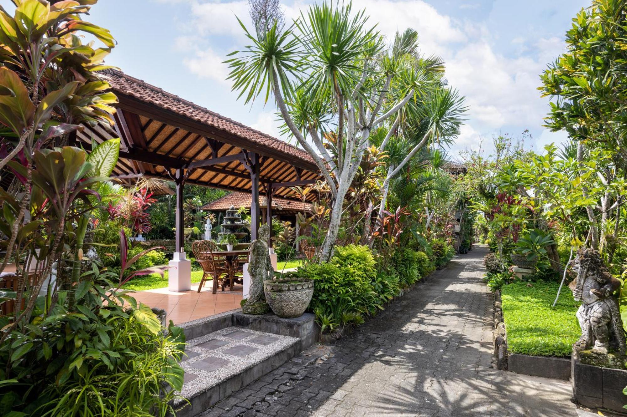 Taman Harum Cottages Ubud  Exterior photo